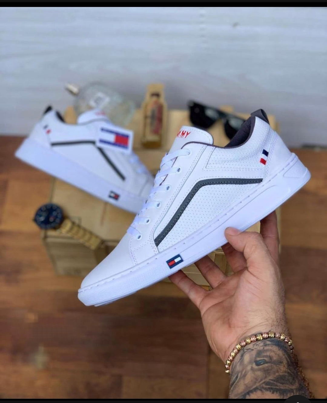 🧔👩 Tommy unisex 👟